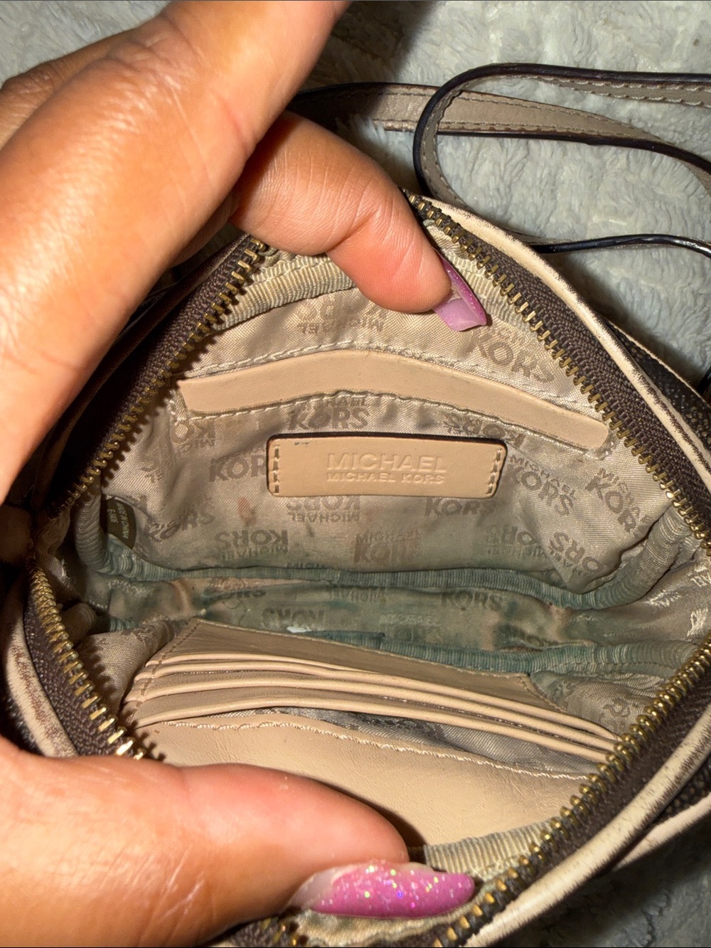 Michael Kors Logo Crossbody Bag - Picture 11 of 11